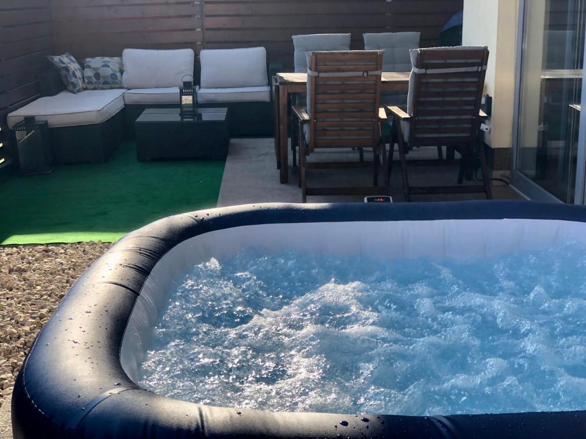 Jenny With Jacuzzi